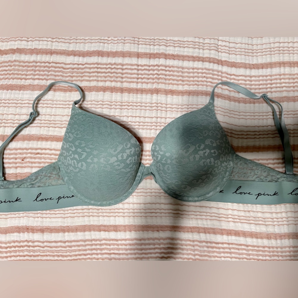 Victoria’s Secret Push-Up Bra